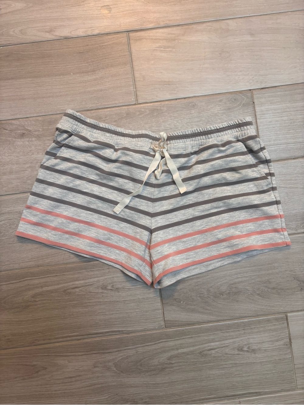 ✨ Gap Tank + Loft Shorts Bundle Set | Size Medium | Super Soft | EUC ✨ - Picture 2 of 9